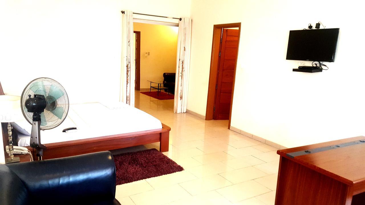 Hotels Residences Easy Котону Экстерьер фото