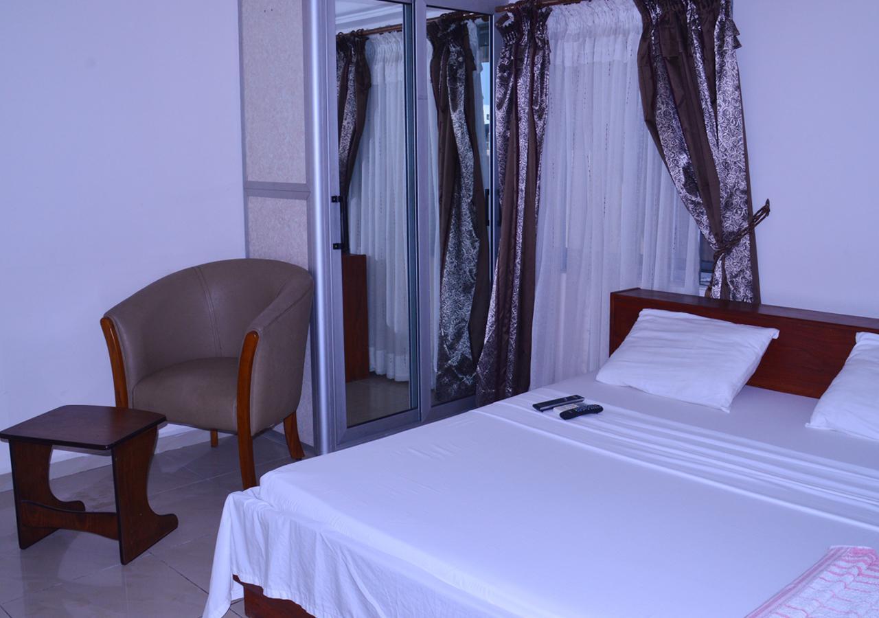 Hotels Residences Easy Котону Экстерьер фото